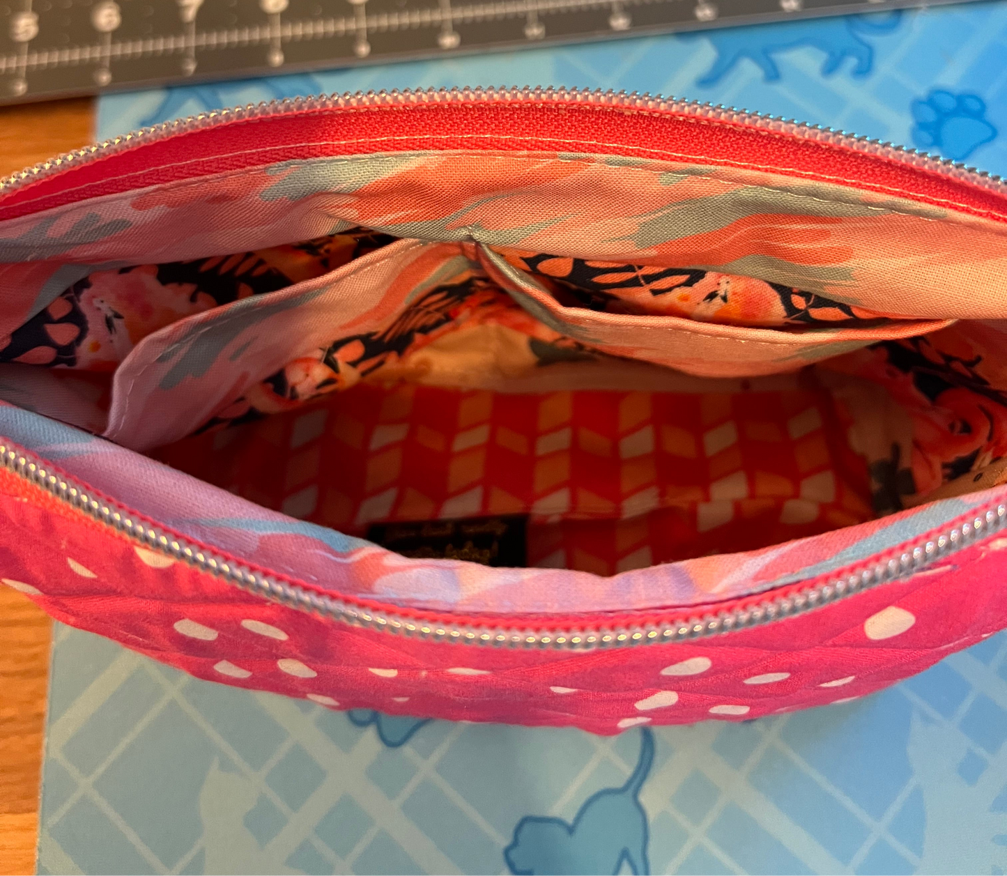 Pink Polka Dot Zipper Bag