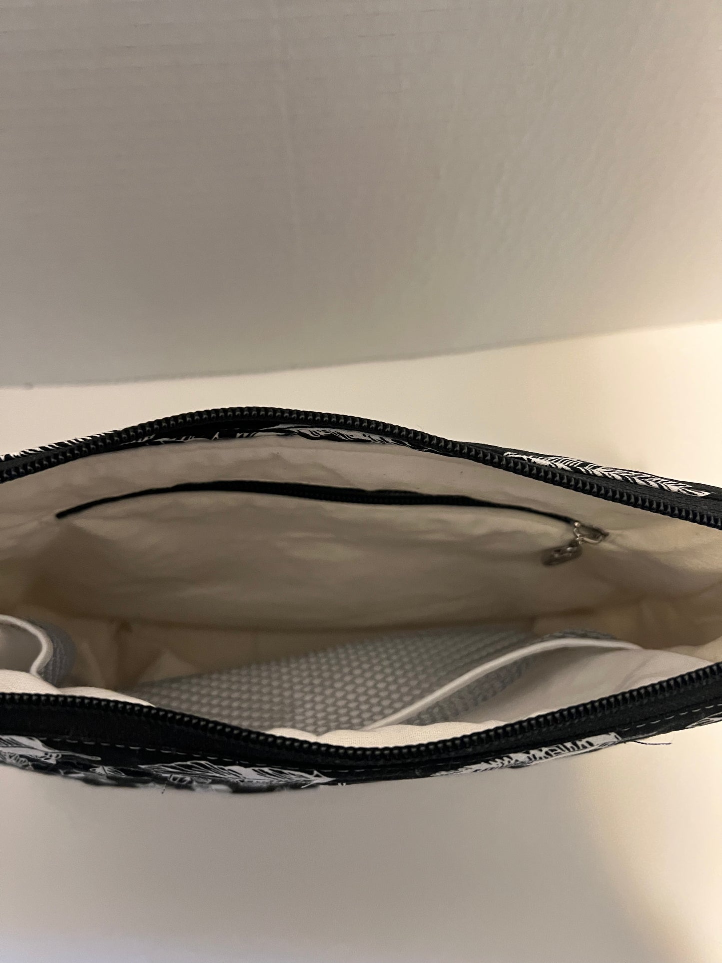 Plover Zipper Pouch
