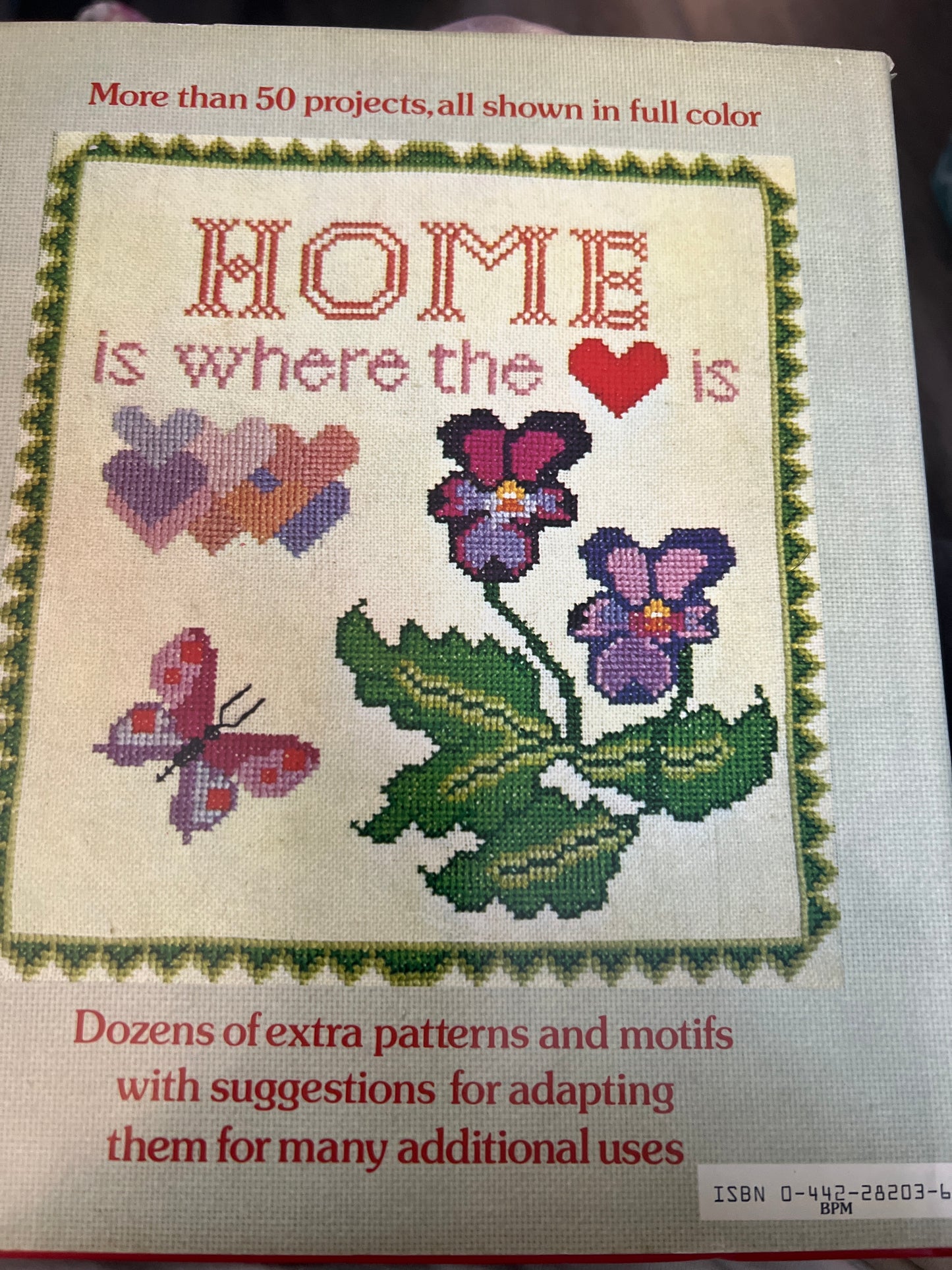Great Cross-Stitch projects and Patterns Book 1984