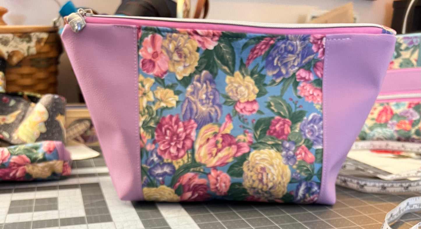 Peek a Boo Beauty Makeup Bag